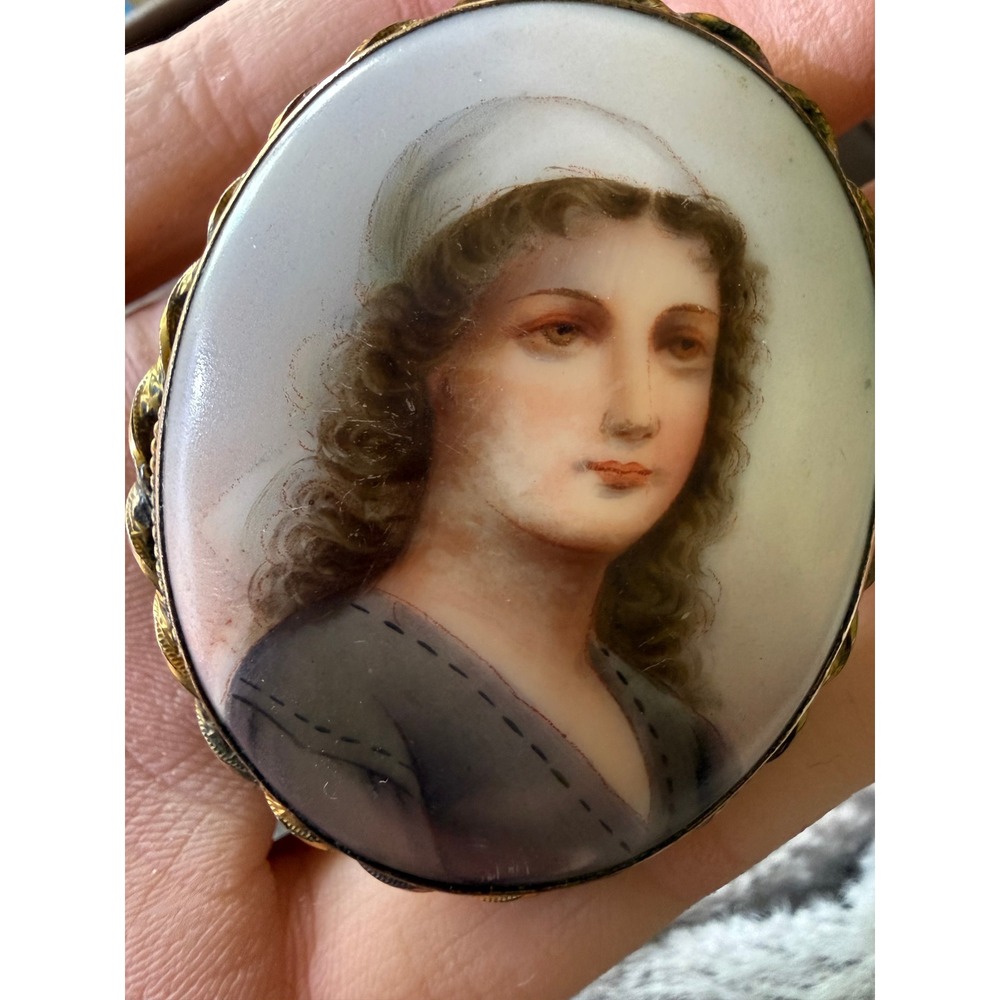 Antique Victorian Lady Cameo Portrait Brooch Porcelain Hand Painted Pin